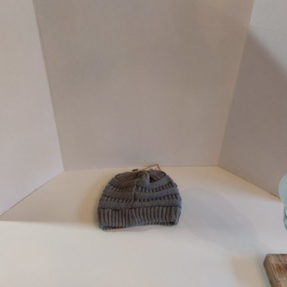 CC Beenie Gray Size One Size Fits All New With Tags - Picture 7 of 7